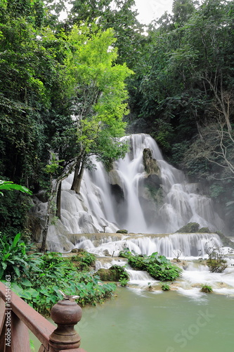 Main cascade-60 ms.drop-Tat Kuang Si-Deer Dig falls. Luang Prabang-Laos. 4169