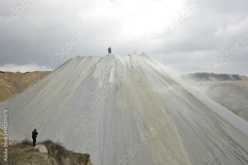 Εκτύπωση καμβά Tray tailings in the open pit