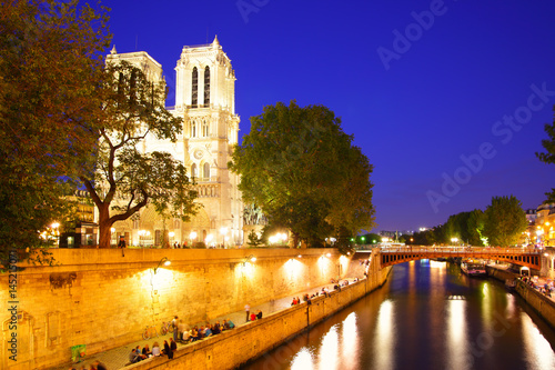 Notre Dame de Paris and Seine