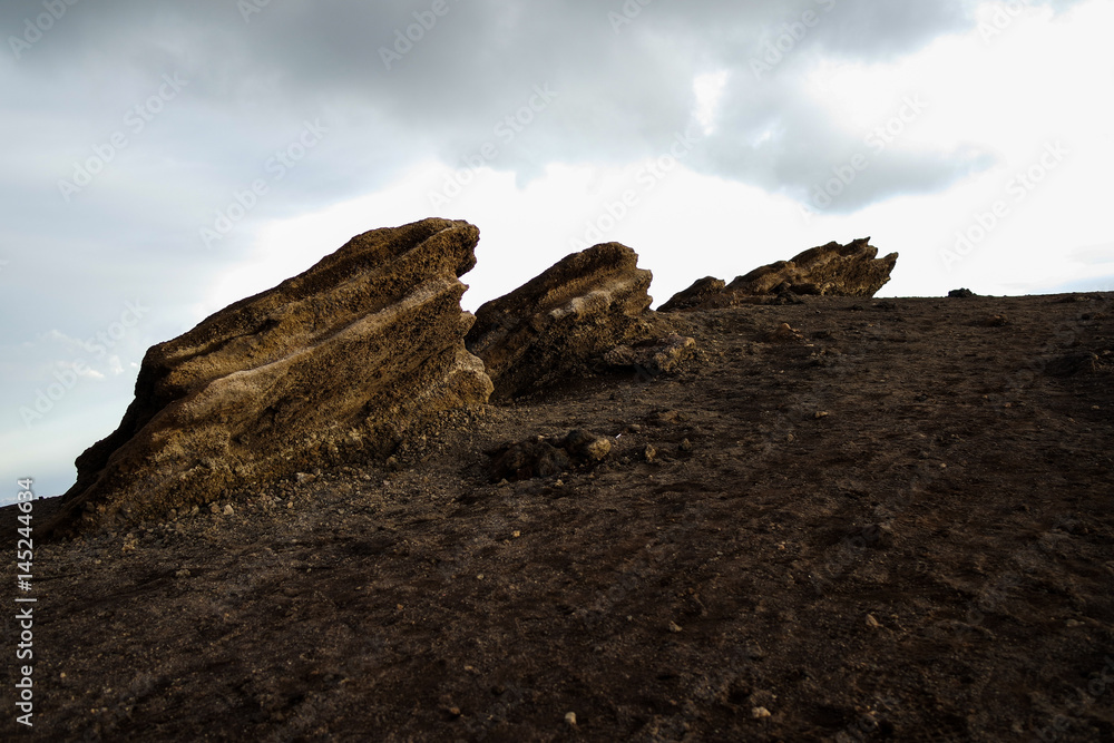 Fototapeta premium ENDLESS CRATER