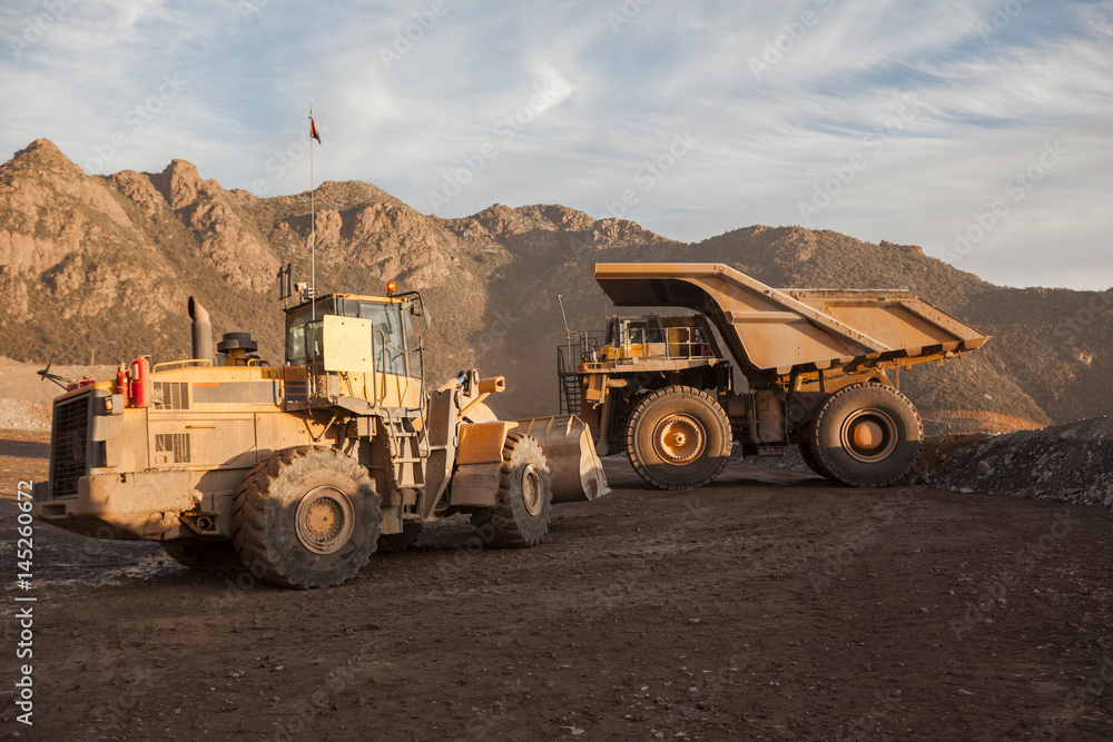 Obraz premium Coppermine Dumptruck. Mining