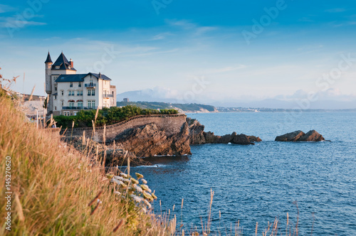 Foto Elegant old house on the cliff in Biarritz, France