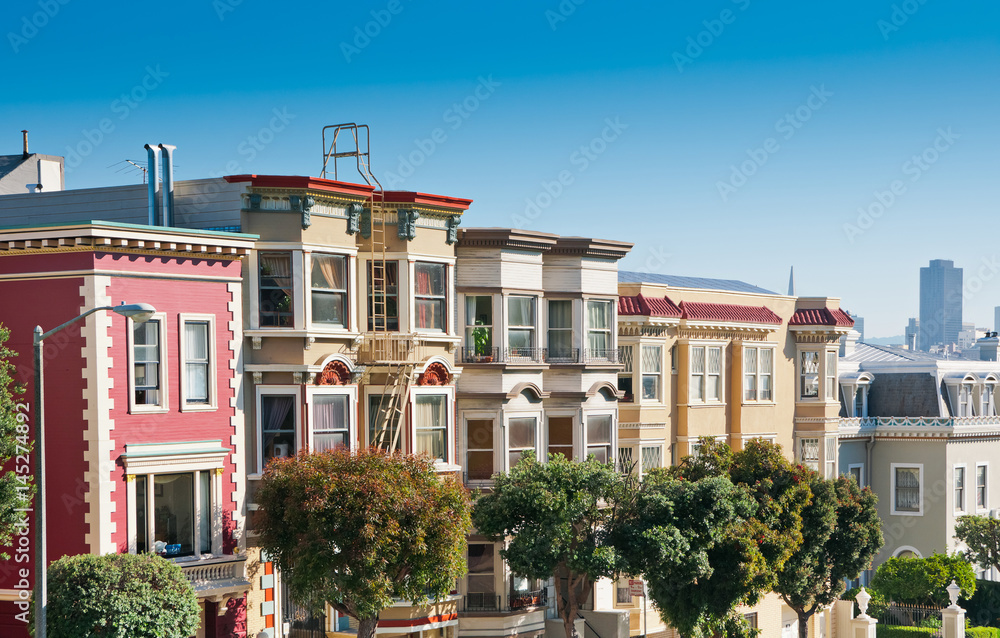 Row of apartment buildings in San Francisco, Сalifornia, USA