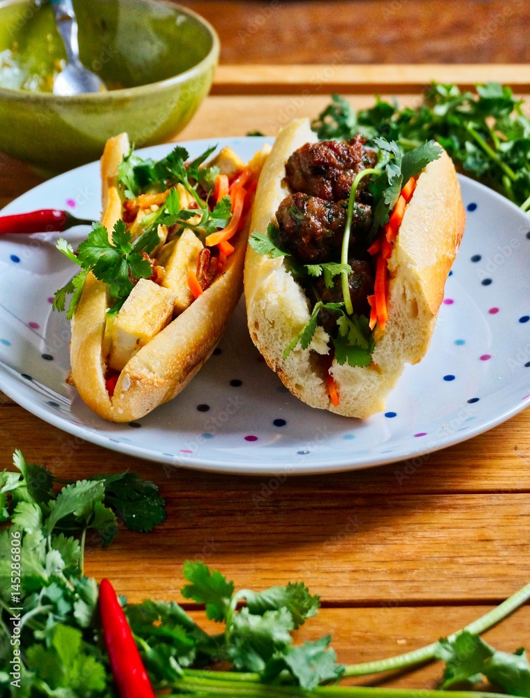 Sandwich vietnamien (banh mi) Sandwich vietnamien (banh mi)