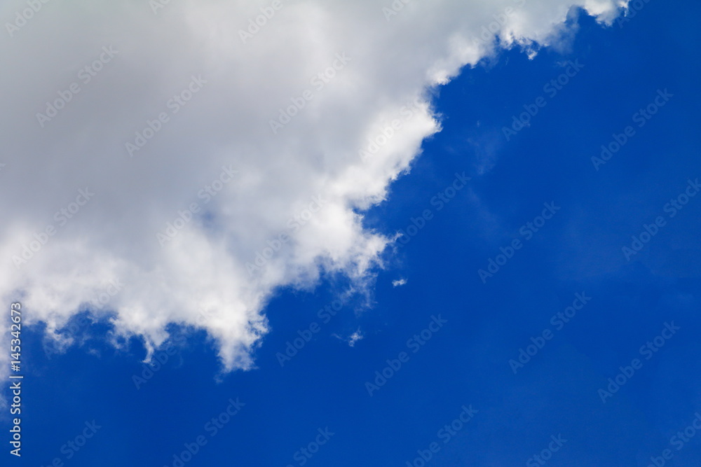 Obraz premium blue sky vivid with the cloud art of nature beautiful and copy space for add text