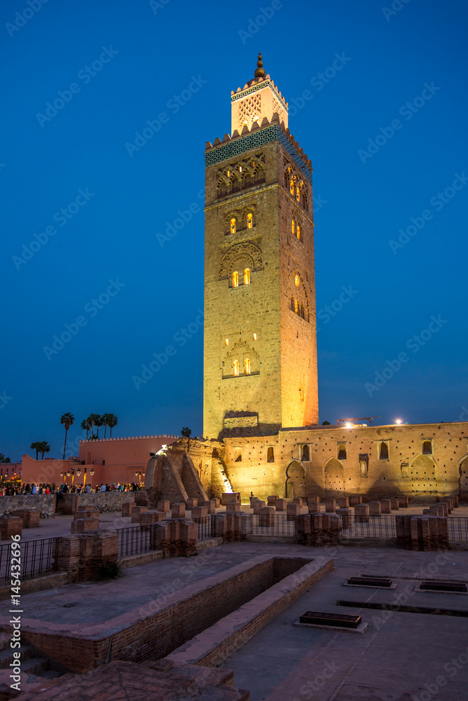 Fototapeta premium Evening view at the Koutoubia Minaret in Marrakesh - Morocco