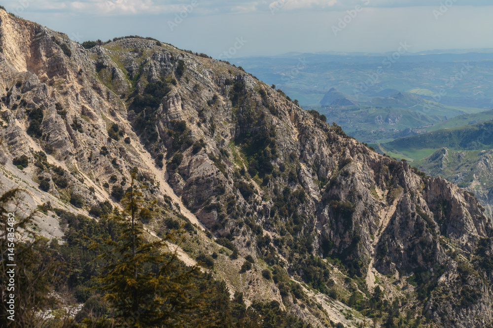 Fototapeta premium Green Hill Landscape in Central Sicily near Cammarata Mountain in Spring
