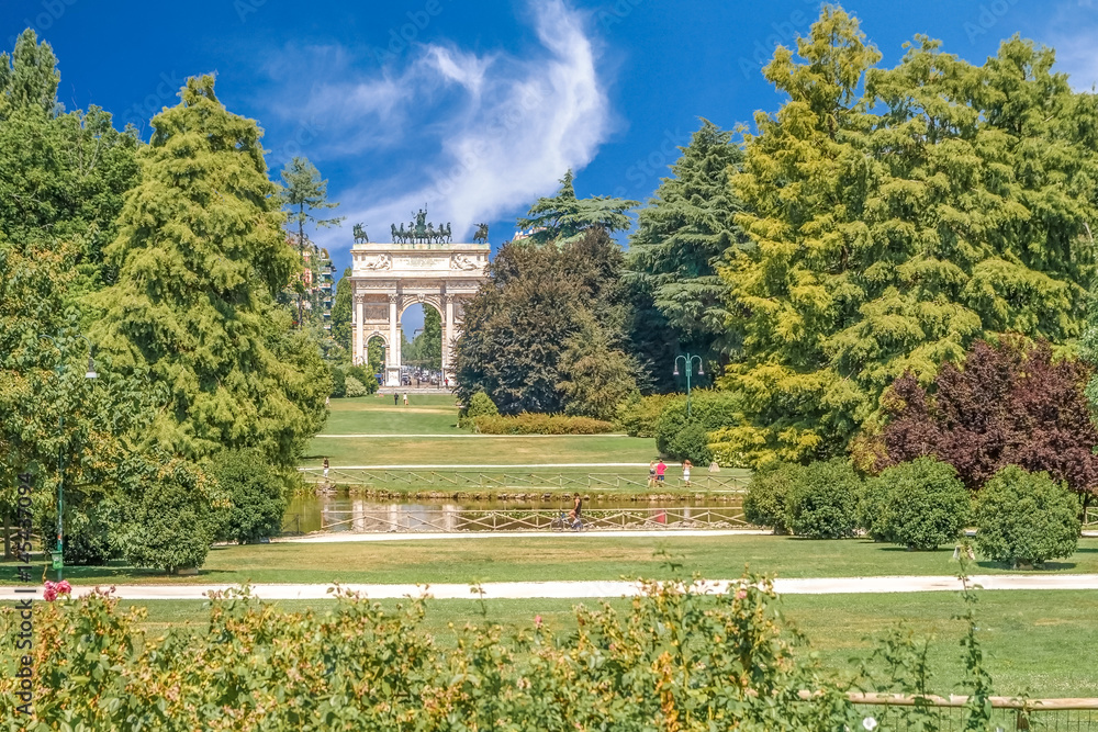 Obraz premium Arco della Pace, Porta Sempione, colorful sunny day in Milan Italy Traveling Sightseeing Destination Summer 2012 Blue Sky Outdoors Beautiful Monument Architecture