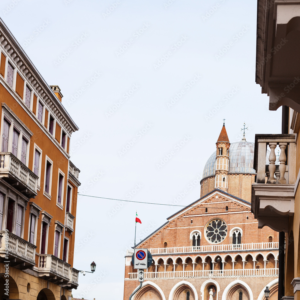 Naklejka premium view of Basilica of Saint Anthony of Padua