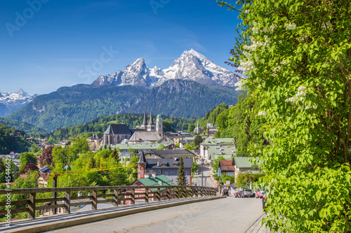 Historic town of Berchtesgaden with Watzmann mountain in spring, Berchtesgadener Land, Upper Bavaria, Germany