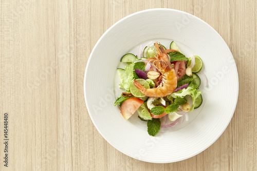 Grilled shrimp salad