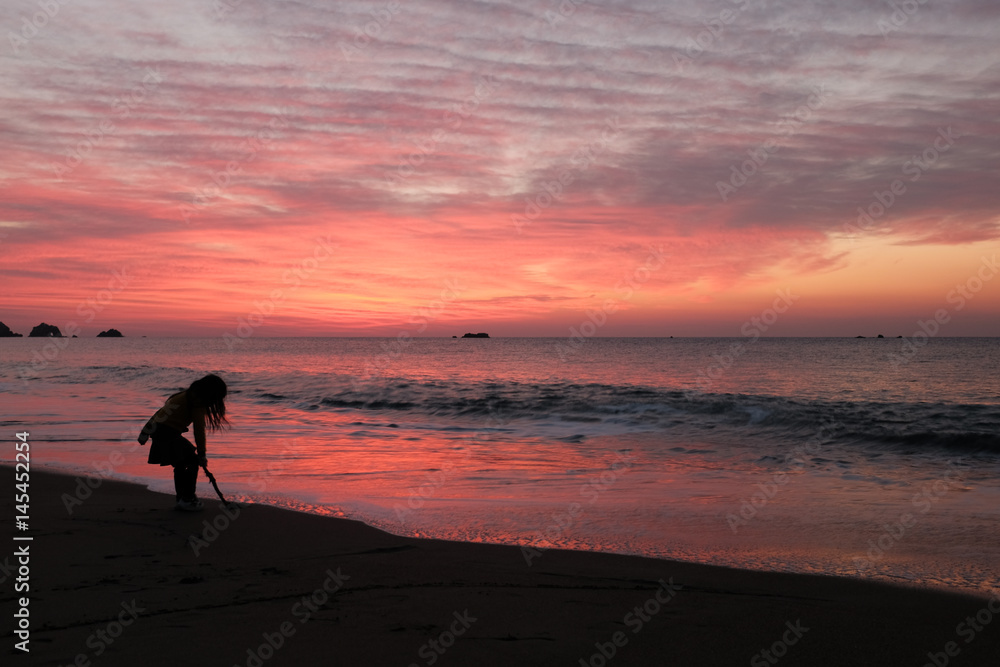 Fototapeta premium 恋路ヶ浜の日の出