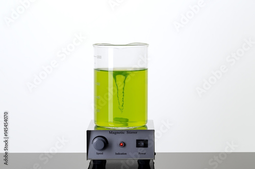 Magnetic stirrer