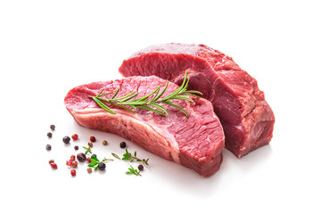 Fototapete Steakhouse Rohes Roastbeef mit Zutaten rustikal  © Alexander Raths