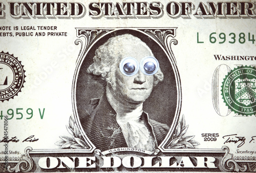 Portrait of Washington on a banknote

