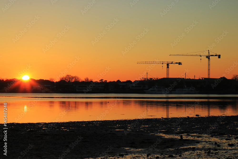 Coucher de soleil sur le chantier