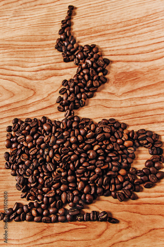 the coffee beans on old table