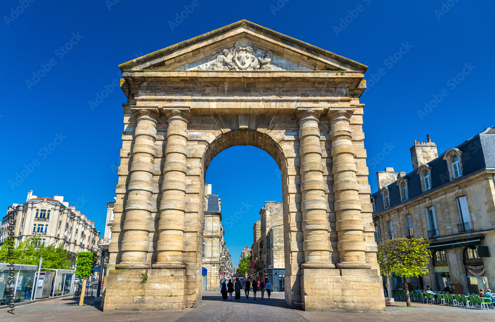 Porte d'Aquitaine, a XVIII century gate in Bordeaux, France