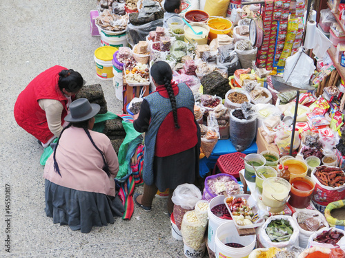 Women in the market in Urubamba in the Sacred Valley near Machu Picchu, Cusco