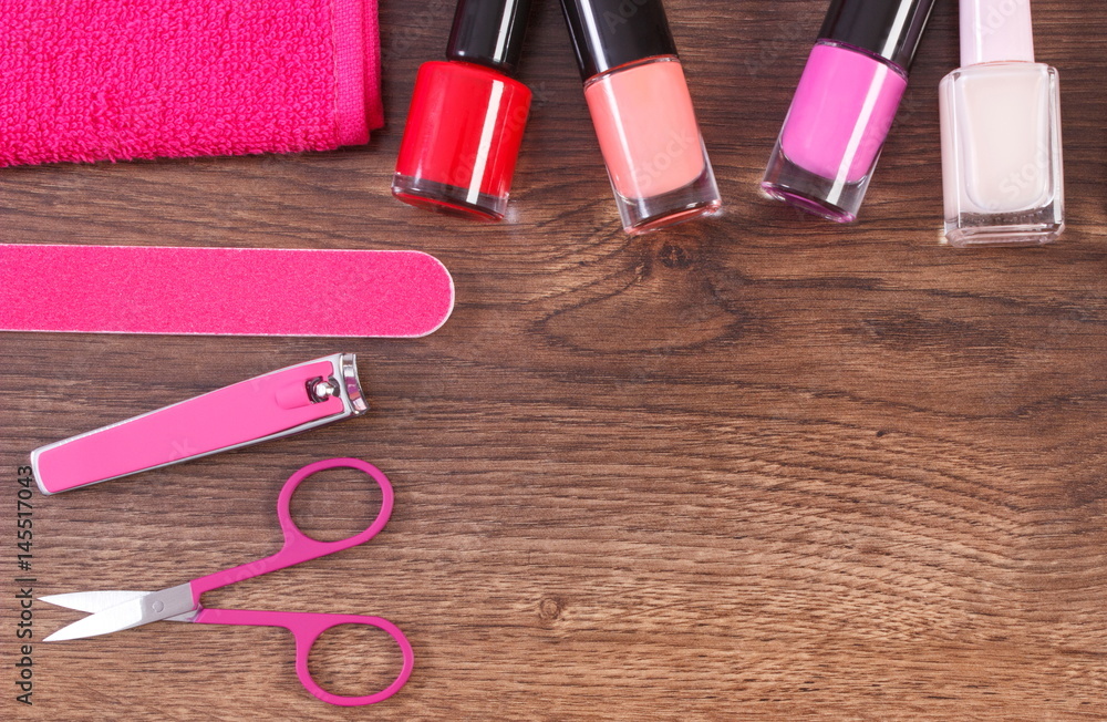 Naklejka premium Cosmetics and accessories for manicure or pedicure, concept of nail care, copy space for text