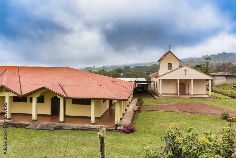 Obraz premium Catholic church de Vara Blanca in Costa Rica