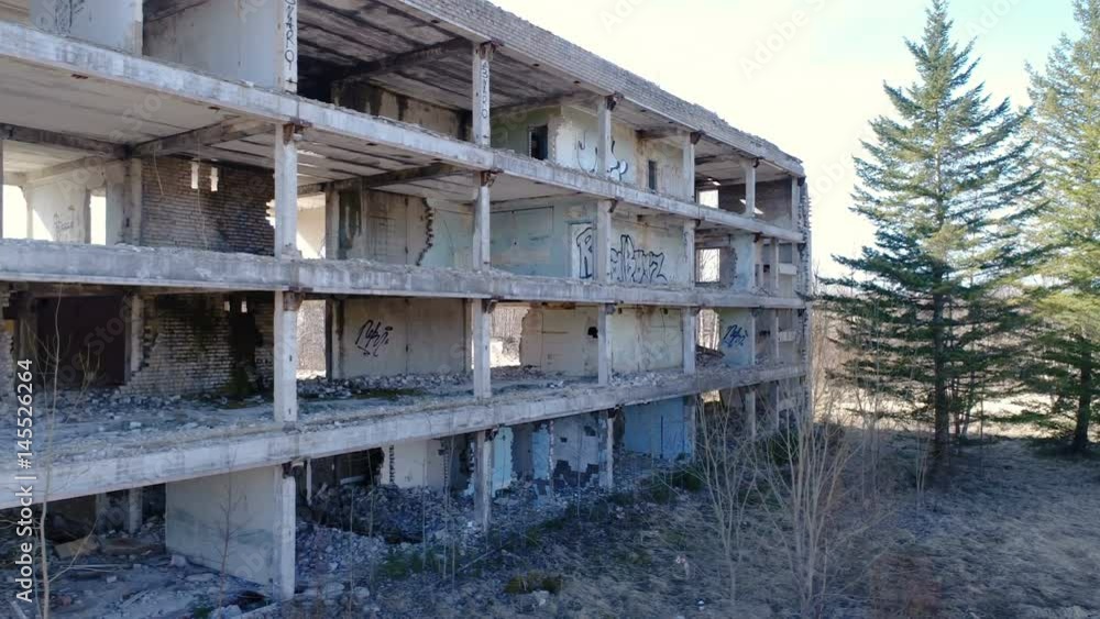 13375_One_of_the_damaged_property_from_the_russian_war.mov 13375_One_of_the_damaged_property_from_the_russian_war.mov