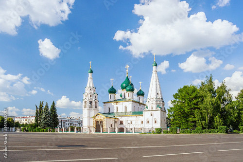 Храм Ильи Пророка на Советской площади в Ярославле