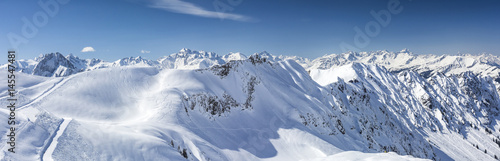 Allgäu im Winter, Blick vom Skigebiet Nebelhorn nach Süden