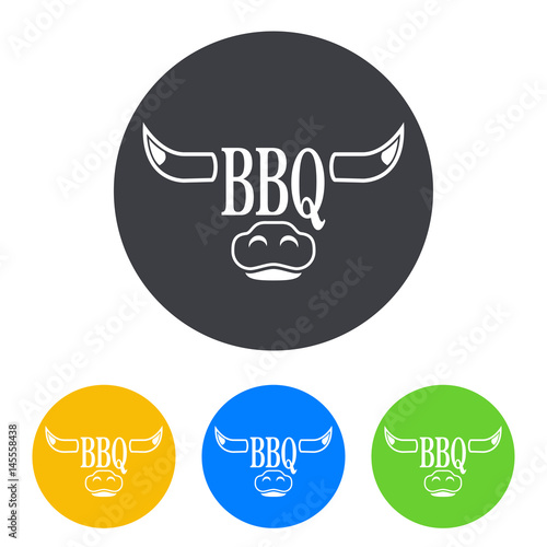 Icono plano BBQ en cabeza toro en circulo varios colores