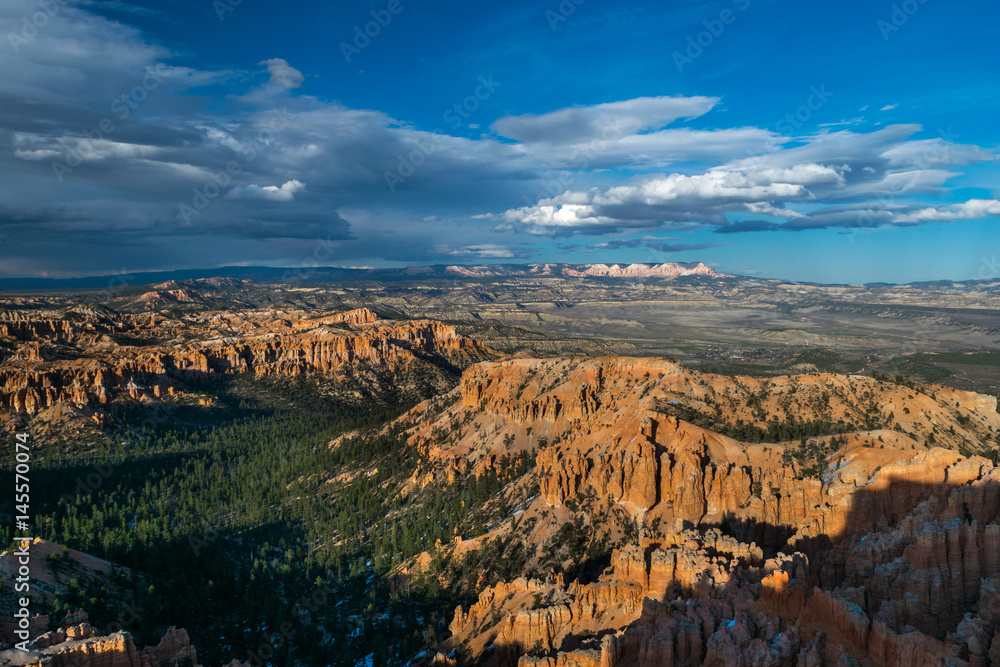 Amazing and colorful sunset viewed from Bryce Point overlooking the Amphitheatre, Bryce Canyon National Park, North America, USA
