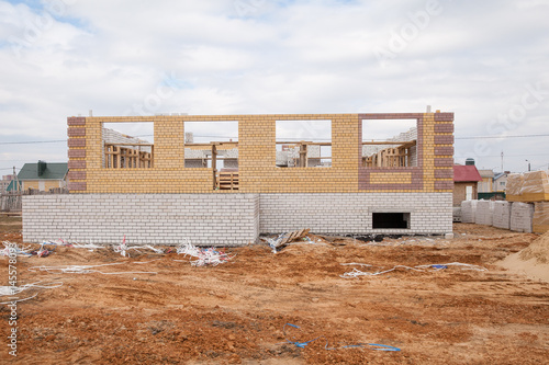 Wallpaper Mural The process of building a brick house Torontodigital.ca