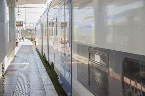Treno in partenza presso la stazione di Roma Tuscolana in prossimità delle celebri via Appia e Tuscolana, Aprile 2017 photo