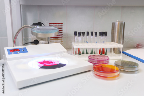 Table in the laboratory, close-up, bowls petri