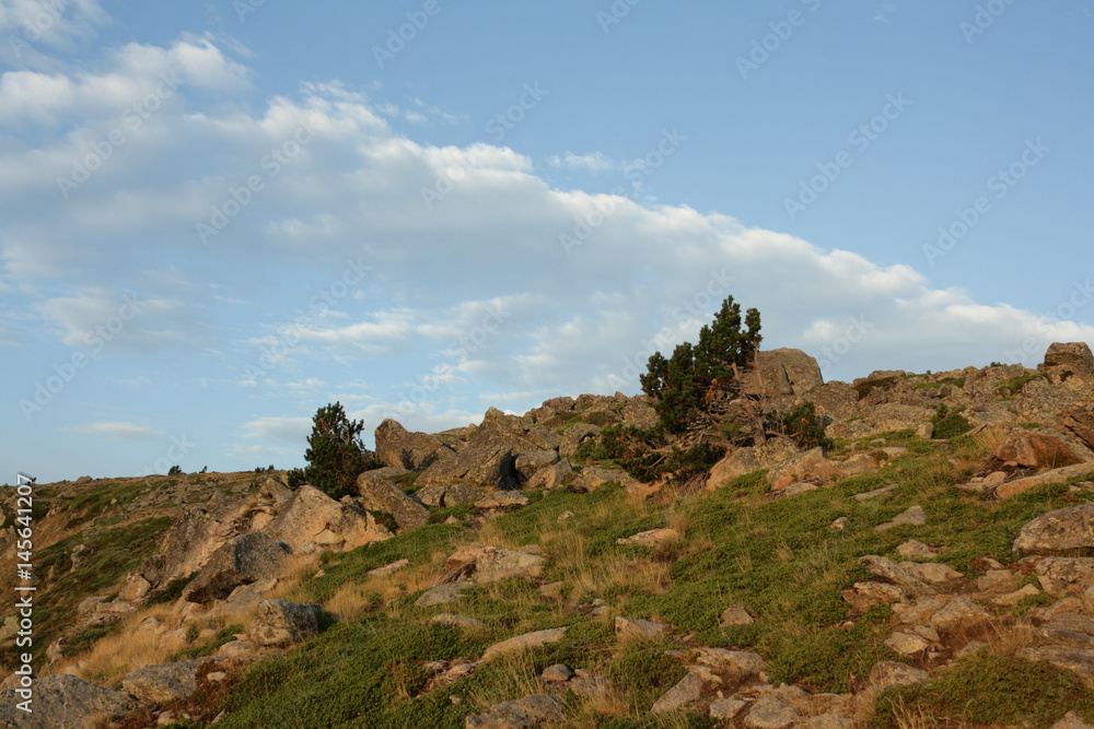 Paysage du Conflent dans les Pyrénées orientales, France