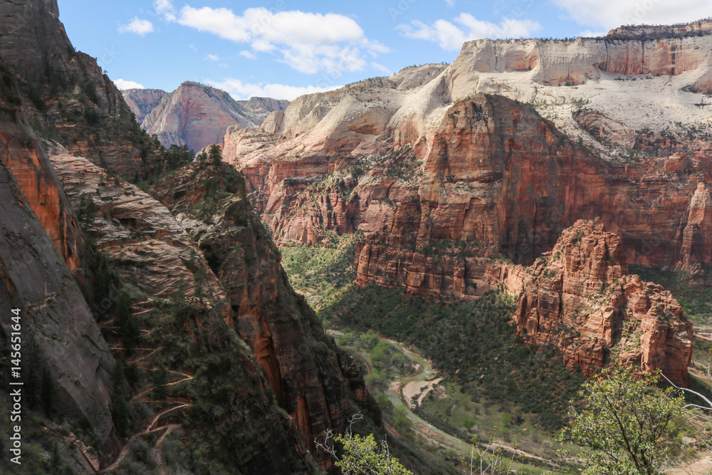 Naklejka premium Hidden Canyon Trail, Zion National Park