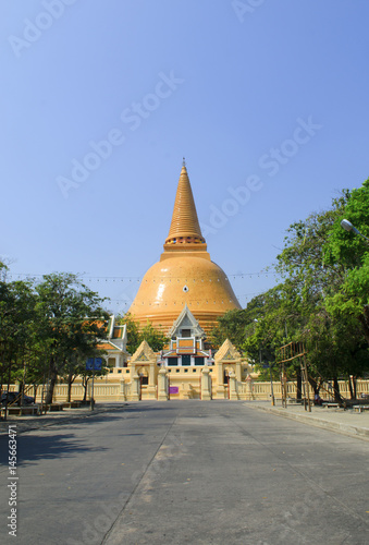 Phra Pathom Chedi, the tall...