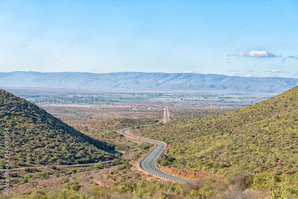Calitzdorp as seen from the Matjiesvlei Pass