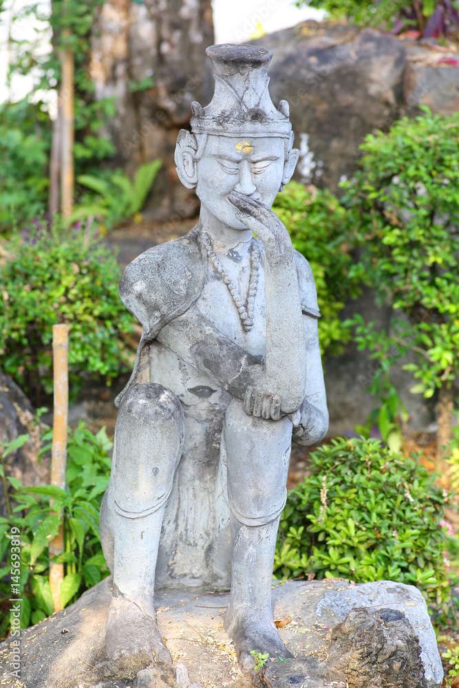 anchorite stone statue at Wat Pho
anchorite stone statue at Wat Pho