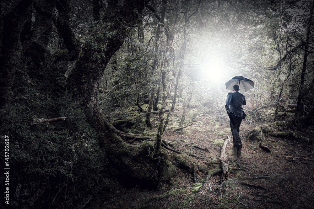 Obraz premium Looking for quiet place