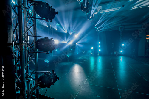 Fotografie, Obraz Illumination, light on the stage at the disco