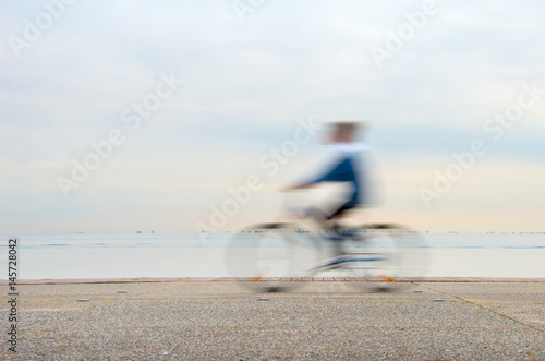 Bicyclist, motion blur