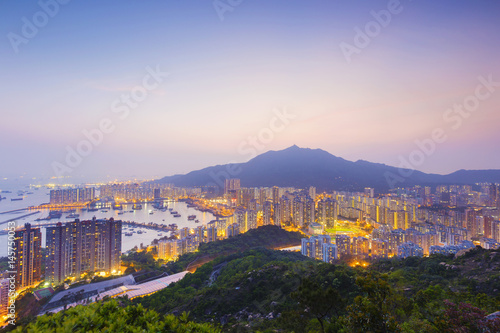Hong Kong Tuen Mun skyline and South China sea © Cozyta