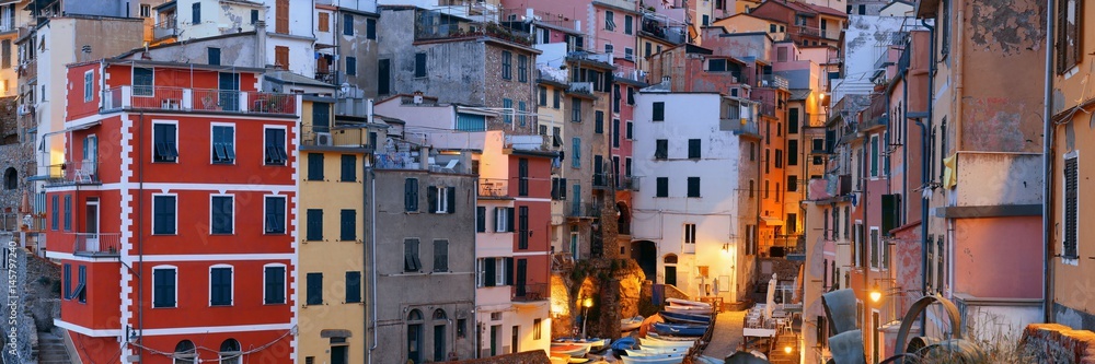 Riomaggiore buildings panorama in Cinque Terre