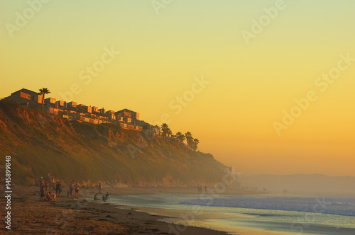 Sunset Californian beach © Nozyer