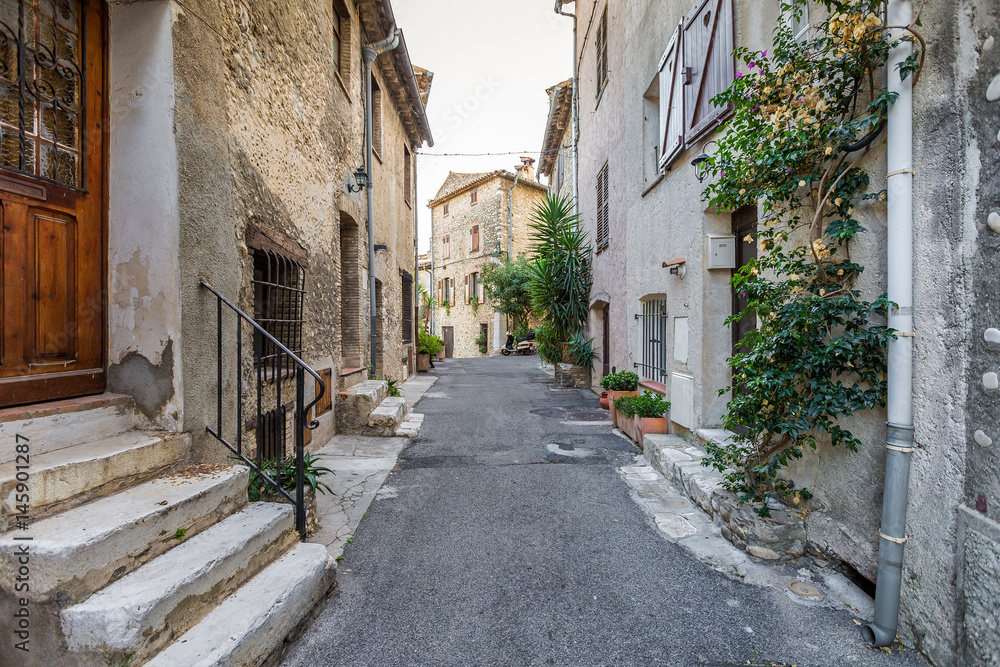 The beautiful streets and patios the southern cities of the coast of France