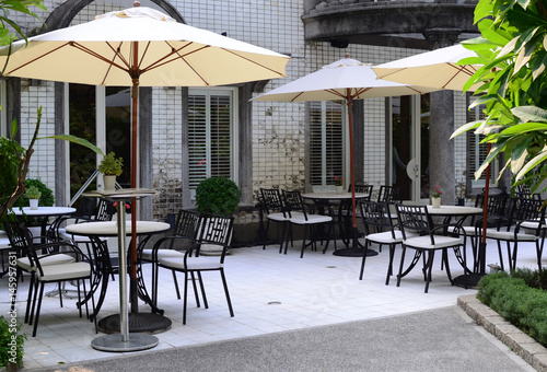 Outdoor restaurant