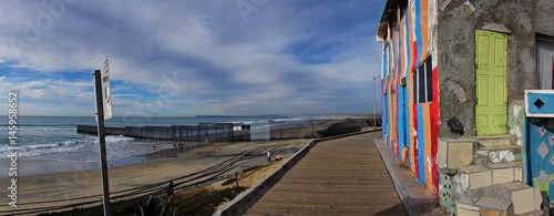 Foto Mexican side of the U.S. Border