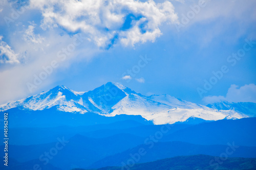 Mountain Tops © Geno