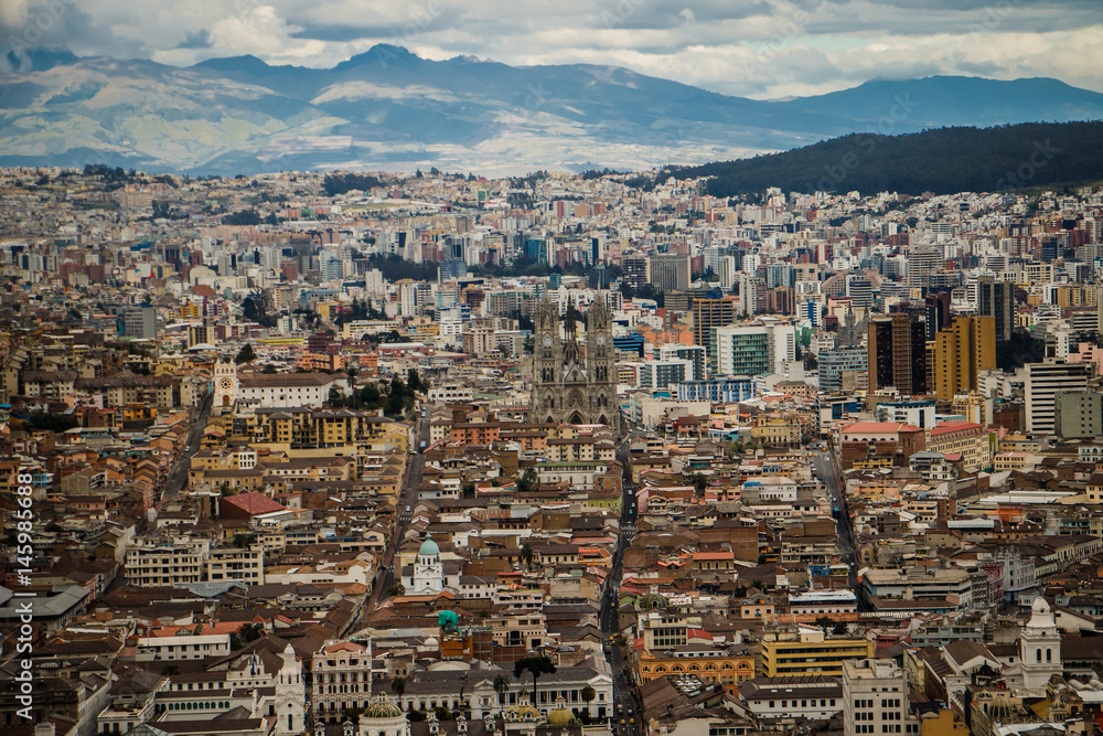 Obraz premium The panoramatic view of Quito city, Ecuador