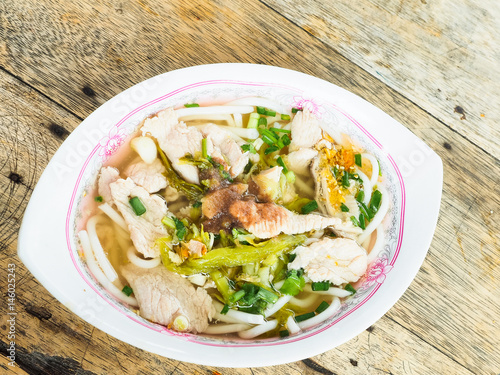 Hainanese Rice Noodle with pork and topping